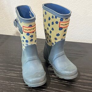 Hunter Blue and Cream Floral Boots